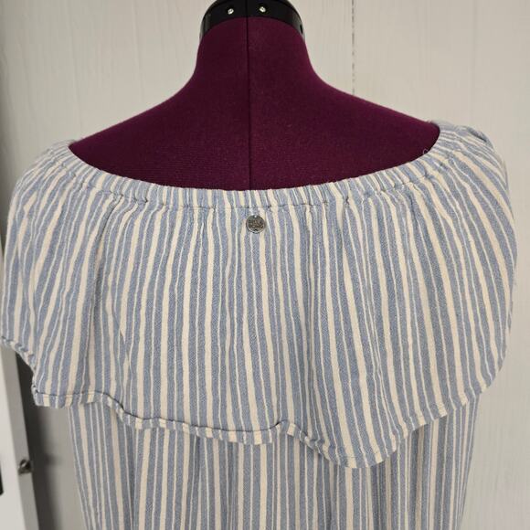 Women's Billabong Off the Shoulder Cropped Blue & Cream Rayon Blouse- Size Large - Picture 6 of 9